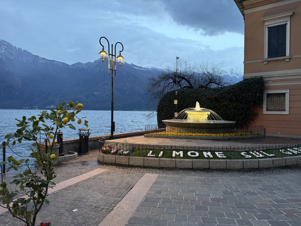 Limone sul Garda fountain